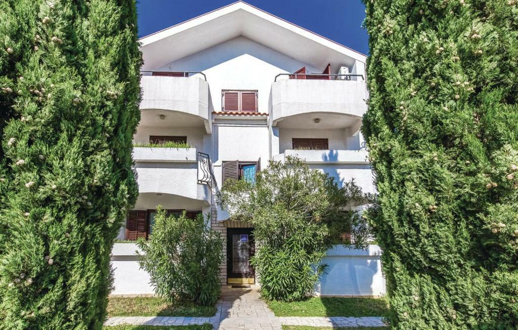 Apartments ヤドラニヴォ エクステリア 写真