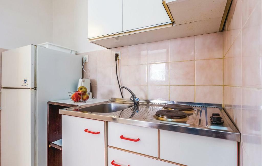 Apartments ヤドラニヴォ エクステリア 写真